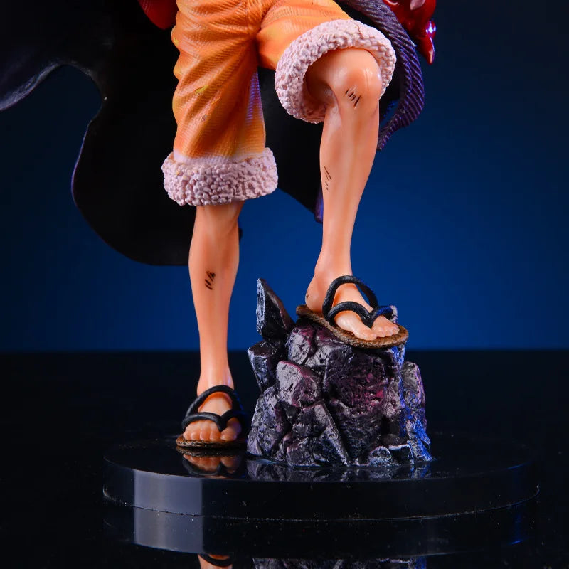 Figurine Monkey D. Luffy Cape - One Piece