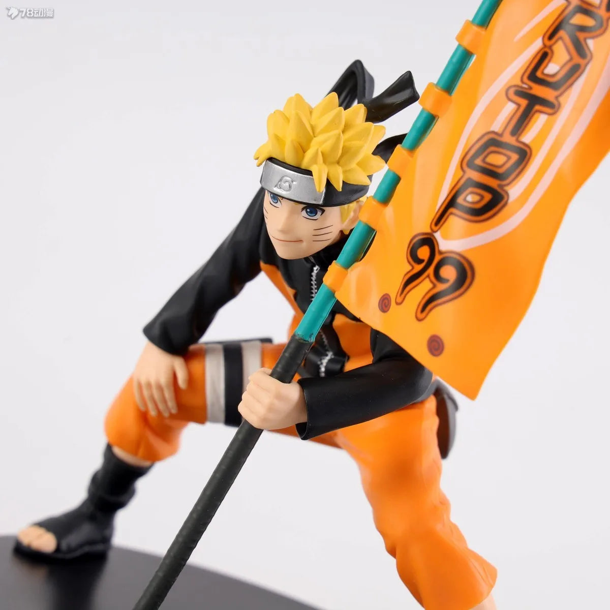 Figurine Naruto Uzumaki Drapeau - Naruto